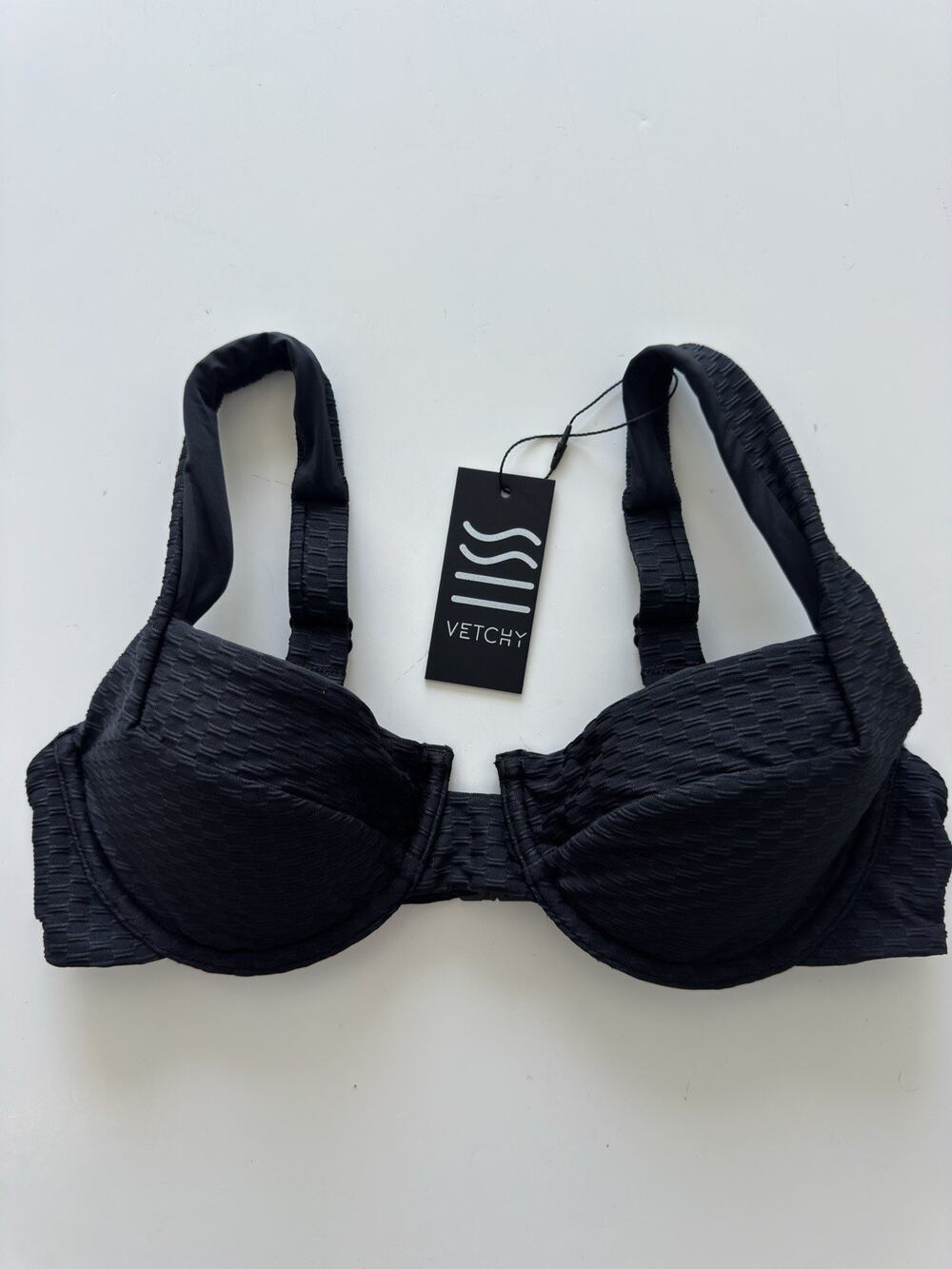 Vetchy Laguna Bikini Top Women’s Medium Black